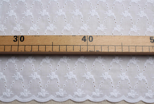 swatch-Floral Embroidered Cotton Poplin - 2 Sides Scallop-Fabric-FabricSight