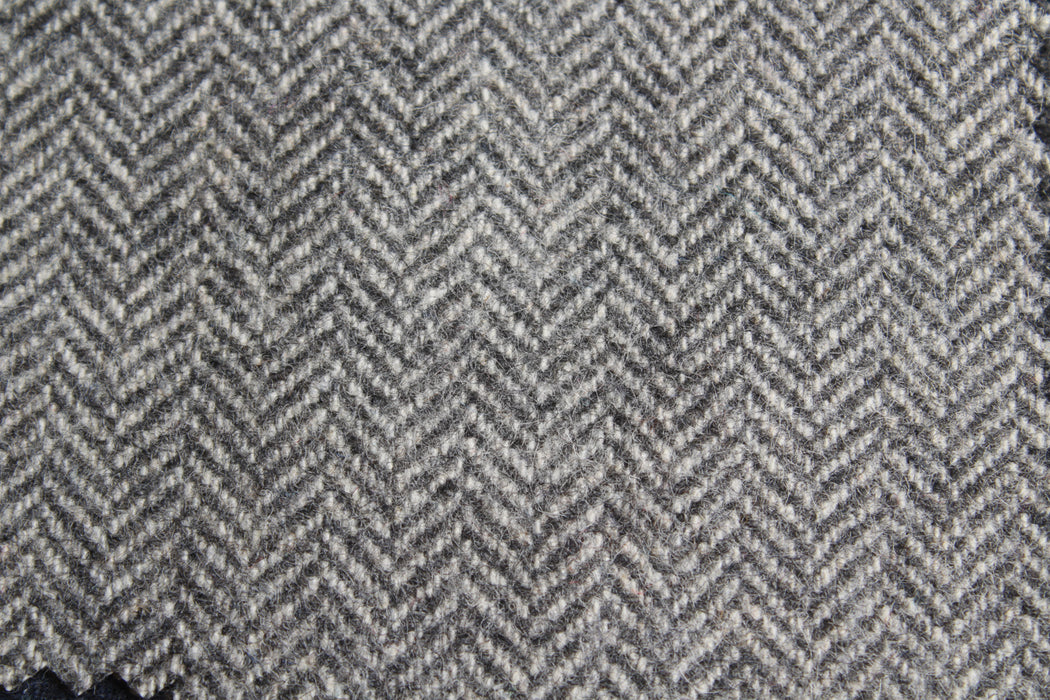 Soft Wool Blend Herringbone for Coats – 8 Winter Colors