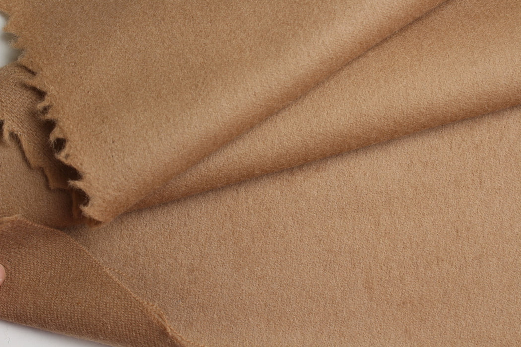 Camel 100% Wool Brushed Fabric – Soft Flannel Effect – Italian Designer Stock