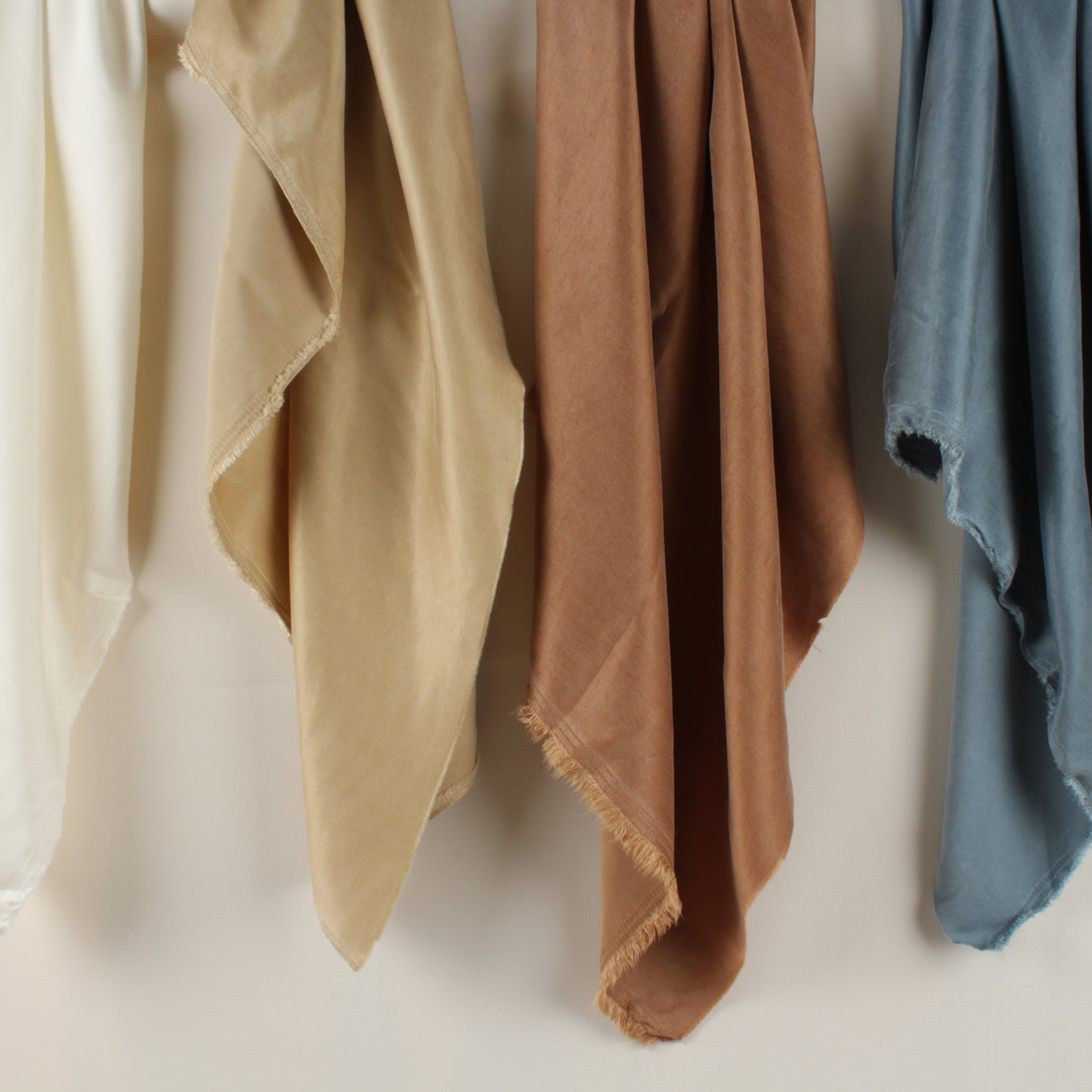 FLUID DRAPES