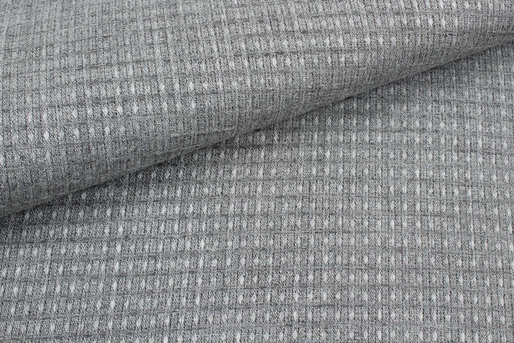 Micro Pattern Fluid Viscose-Surplus-FabricSight