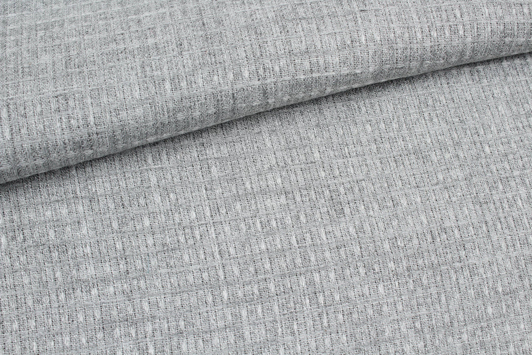 Micro Pattern Fluid Viscose-Surplus-FabricSight