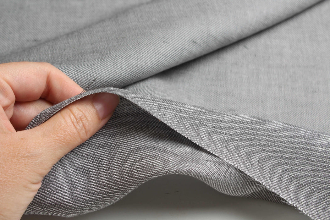 swatch-Viscose-Linen Twill – Warm Lilac – Spanish Deadstock-Fabric-FabricSight