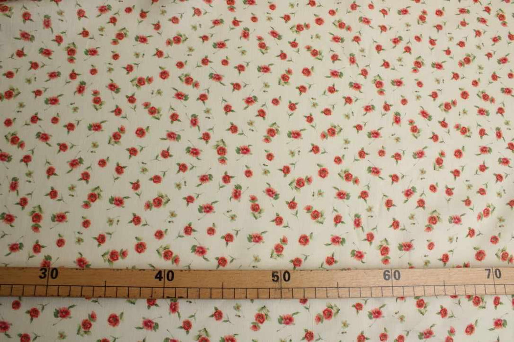 swatch-Printed Mid-Weight Washed Linen - Floral-Fabric-FabricSight