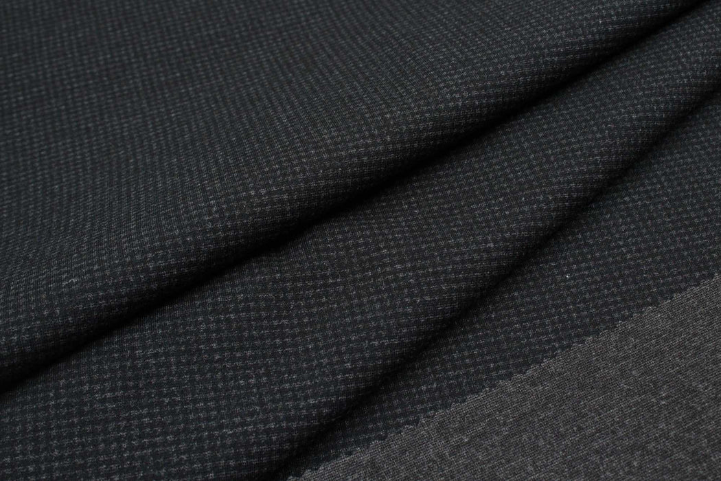 swatch-Punto Roma Houndstooth print-Fabric-FabricSight