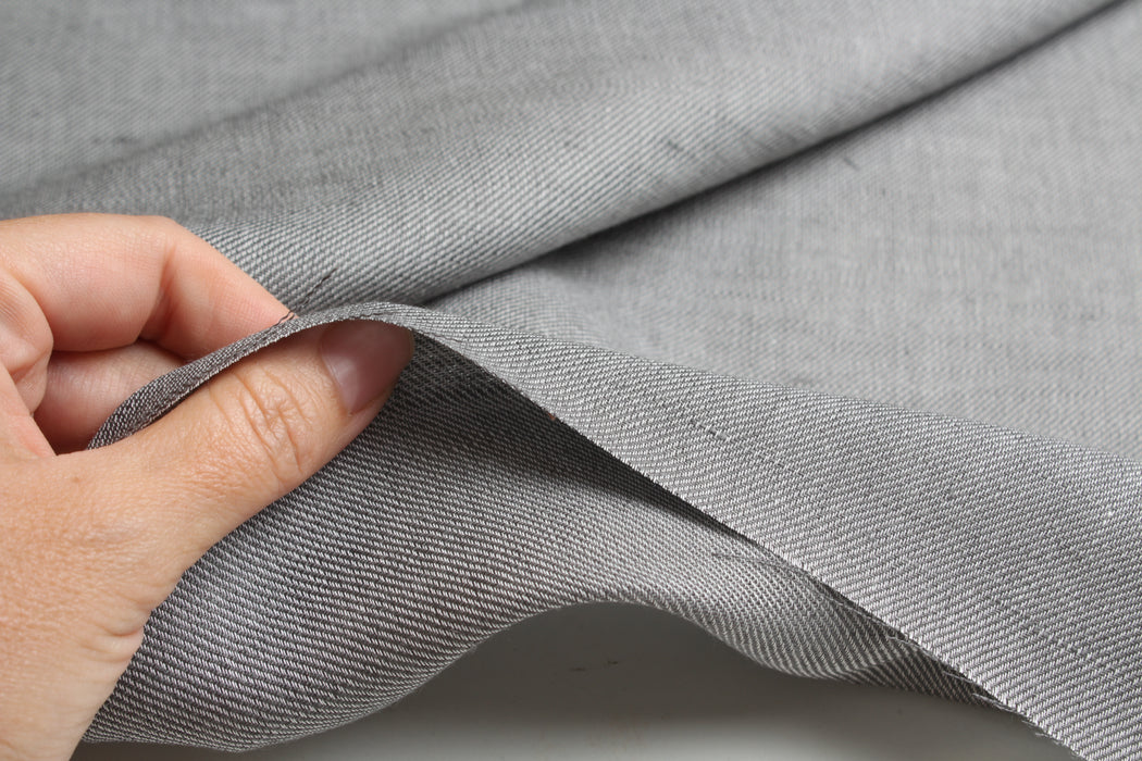 swatch-Viscose-Linen Twill – Warm Lilac – Spanish Deadstock-Fabric-FabricSight